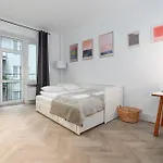 Shortstaypoland Aleje Jerozolimskie B191 Apartment *